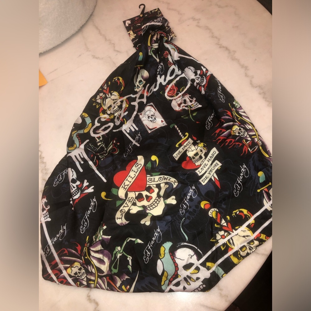 ❤️ Ed Hardy Black Bandana Scarf with Red and White Tattoo Motifs